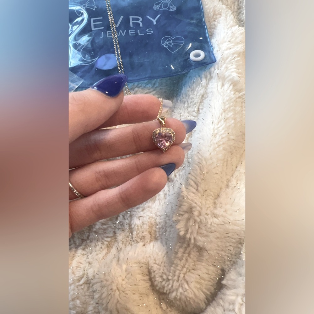 ✨NWT Evry Jewels cupid necklace✨ - Picture 4 of 6
